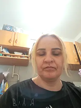 Snapshot of Malichkaanna30 chatting on 09.13.25 Malichkaanna30 online show from 09.13.25