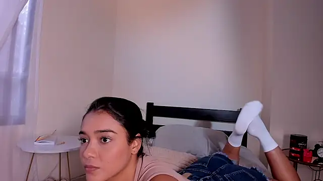 evely coelloo online show from 03.05.25