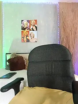 nahiarapalmer19 online show from 03.25.26