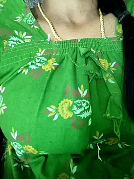 Snapshot of Ambika01 chatting on 04.01.26 Ambika01 online show from 04.01.26