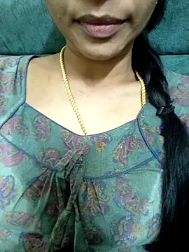 Snapshot of Ambika01 chatting on 04.17.26 Ambika01 online show from 04.17.26