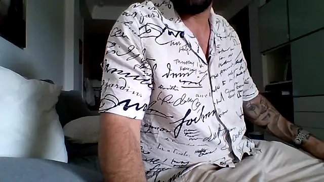 Snapshot of bobotatto chatting on 05.06.26 bobotatto online show from 05.06.26
