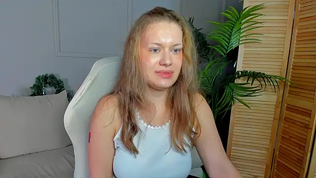 Snapshot of Ariell_Margot_ chatting on 12.26.24 Ariell Margot online show from 12.26.24