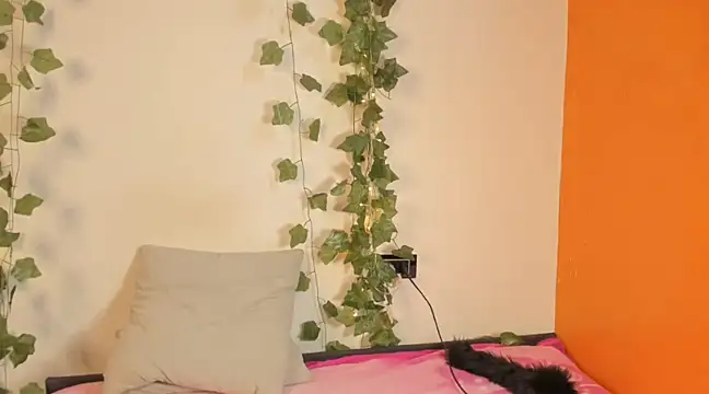 Snapshot of Cataleya19__ chatting on 03.17.25 Cataleya19 online show from 03.17.25