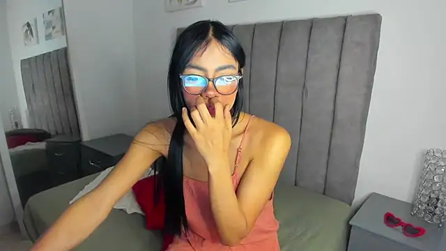 sarah  bigboobs online show from 02.10.25