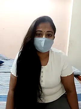 DIZZLING DIVA online show from 12.24.24