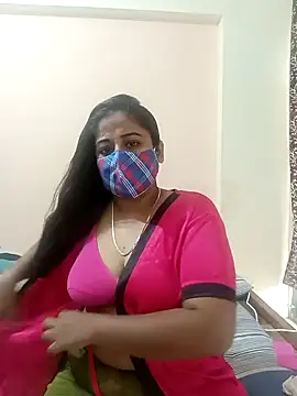 DIZZLING DIVA online show from 12.26.24