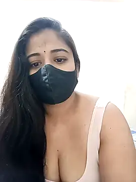 DIZZLING DIVA online show from 01.04.25