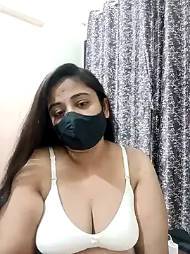 DIZZLING DIVA online show from 01.11.25