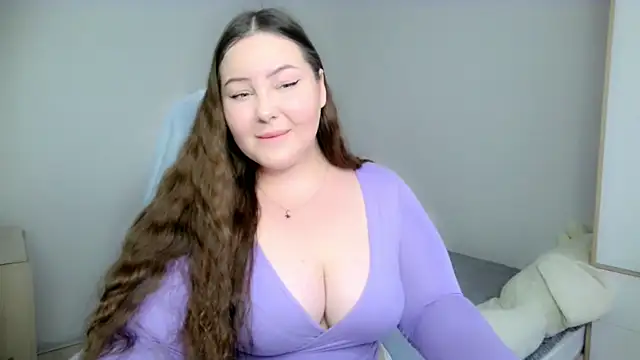 Snapshot of sensitive__girl chatting on 11.19.25 sensitive girl online show from 11.19.25