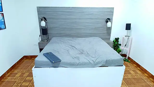 Loony Zion online show from 01.27.25