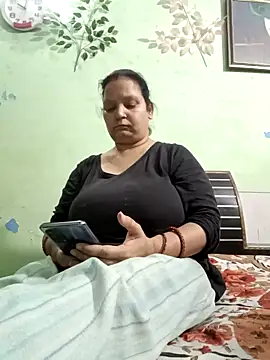 Kavya kapoor online show from 02.26.25