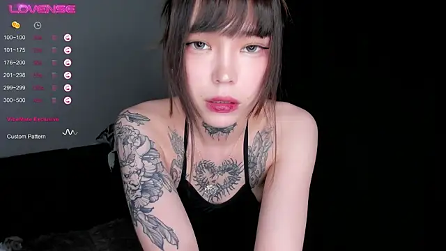 Dark Ester online show from 10.03.25