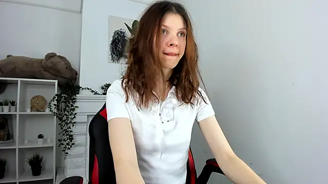 Baby Evalena online show from 01.28.25