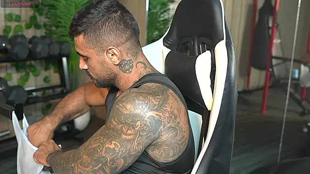 ERIC HARRISON online show from 04.05.26