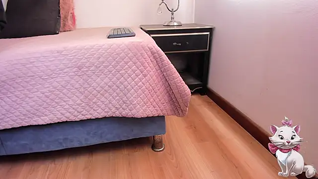 Snapshot of kahta_ardiente_sex chatting on 03.15.25 kahta ardiente sex online show from 03.15.25