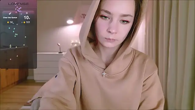 Snapshot of Pink_SeaGul chatting on 03.10.25 Pink SeaGul online show from 03.10.25