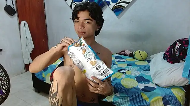 Lovebeng  online show from 01.11.26