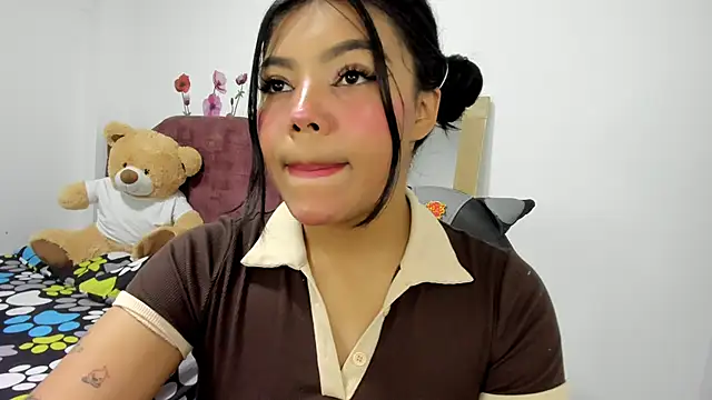 veky saliva01 online show from 12.17.24