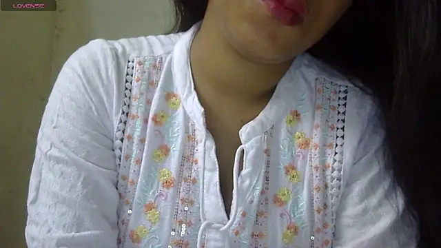 Snapshot of Preeti-Sexy chatting on 04.30.26 Preeti-Sexy online show from 04.30.26