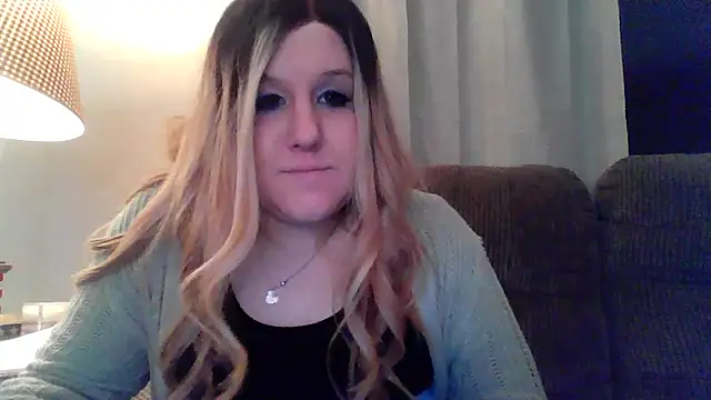 PuckBunny17 online show from 12.04.24