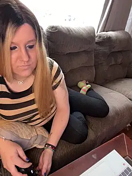 PuckBunny17 online show from 12.12.24