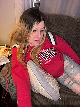 PuckBunny17 online show from 01.14.25