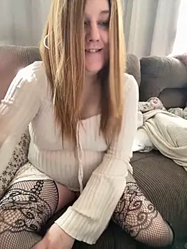 PuckBunny17 online show from 10.21.25