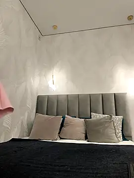 Snapshot of AliceBrayan chatting on 02.27.25 AliceBrayan online show from 02.27.25