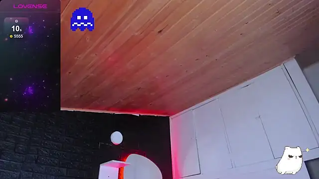 Snapshot of Ghosty_Doll chatting on 02.10.25 Ghosty Doll online show from 02.10.25