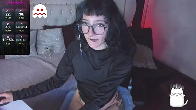 Snapshot of Ghosty_Doll chatting on 02.28.25 Ghosty Doll online show from 02.28.25