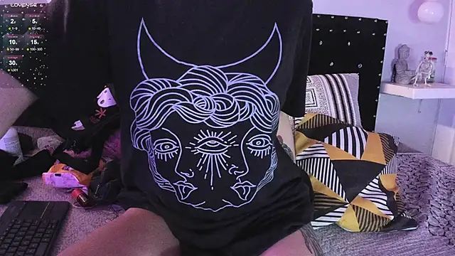 Ghosty Doll online show from 02.10.26