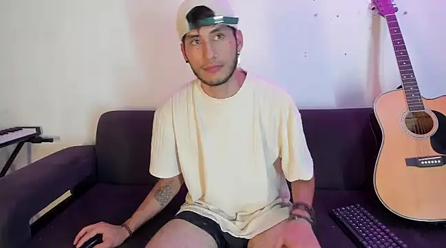 Henrikk senn online show from 12.13.24