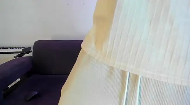 Henrikk senn online show from 12.23.24