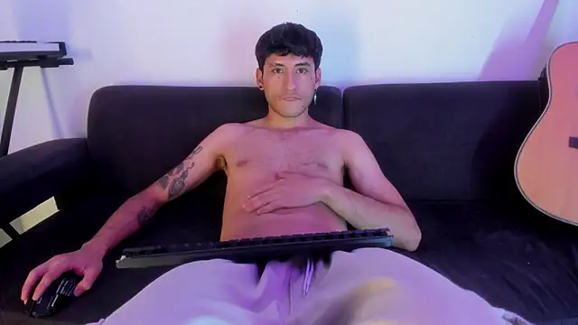 Henrikk senn online show from 02.05.26