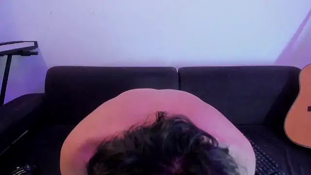 Snapshot of Henrikk_senn chatting on 03.08.26 Henrikk senn online show from 03.08.26