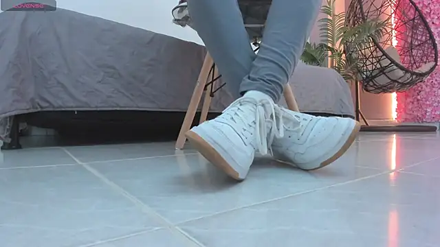 Angela donnato online show from 03.01.25