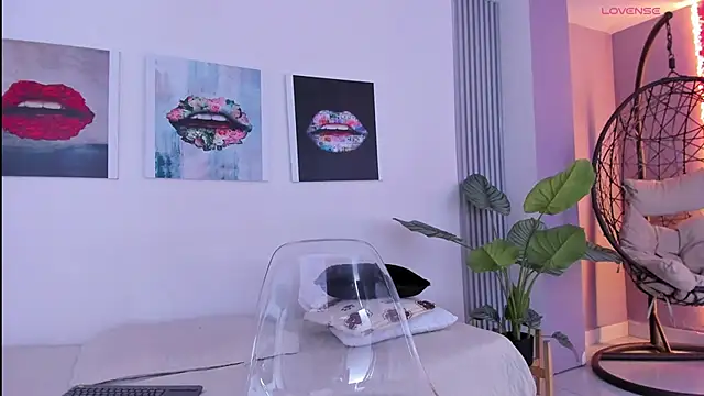 Angela donnato online show from 11.08.25