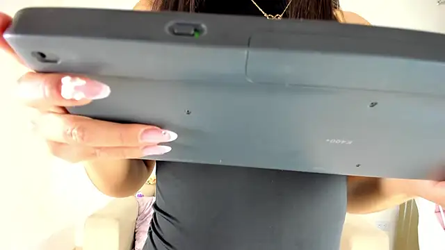 Charlotte cowell sub1  online show from 01.24.25