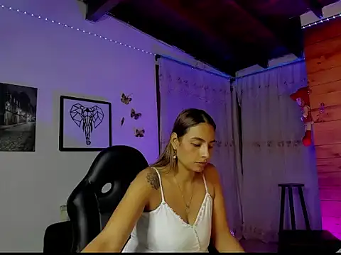 mykaelahoney online show from 02.04.26