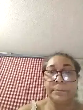 Snapshot of CafeCaliente69 chatting on 12.28.24 CafeCaliente69 online show from 12.28.24