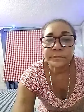 Snapshot of CafeCaliente69 chatting on 12.29.24 CafeCaliente69 online show from 12.29.24