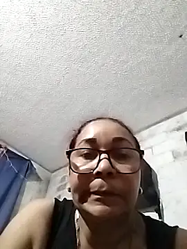 Snapshot of CafeCaliente69 chatting on 01.05.25 CafeCaliente69 online show from 01.05.25