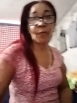 Snapshot of CafeCaliente69 chatting on 01.25.25 CafeCaliente69 online show from 01.25.25