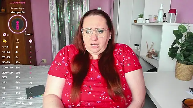 lovely adelle online show from 02.05.25