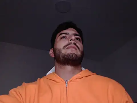 Snapshot of thomas_gun chatting on 10.26.25 thomas gun online show from 10.26.25