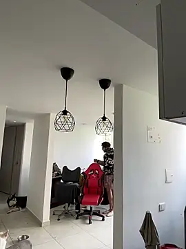 Snapshot of thomas_gun chatting on 12.17.25 thomas gun online show from 12.17.25