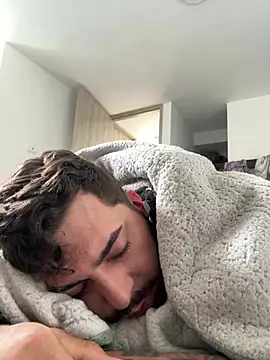 Snapshot of thomas_gun chatting on 01.15.26 thomas gun online show from 01.15.26