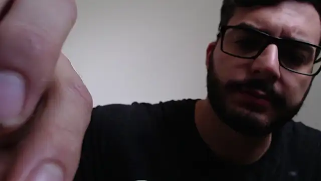 Snapshot of thomas_gun chatting on 02.07.26 thomas gun online show from 02.07.26