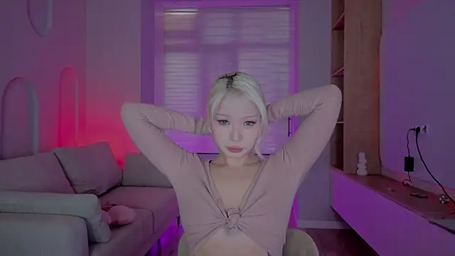 RileyMee online show from 09.20.25